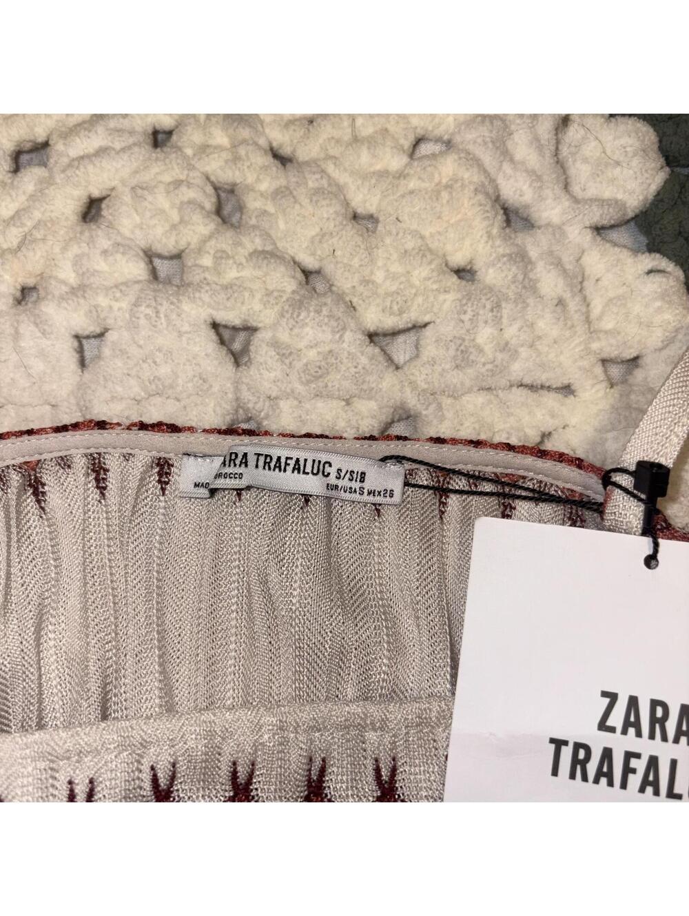 Zara Trafaluc New With Tags Smocked Knot Crop Top Spaghetti Straps Woman’s S - Picture 5 of 7